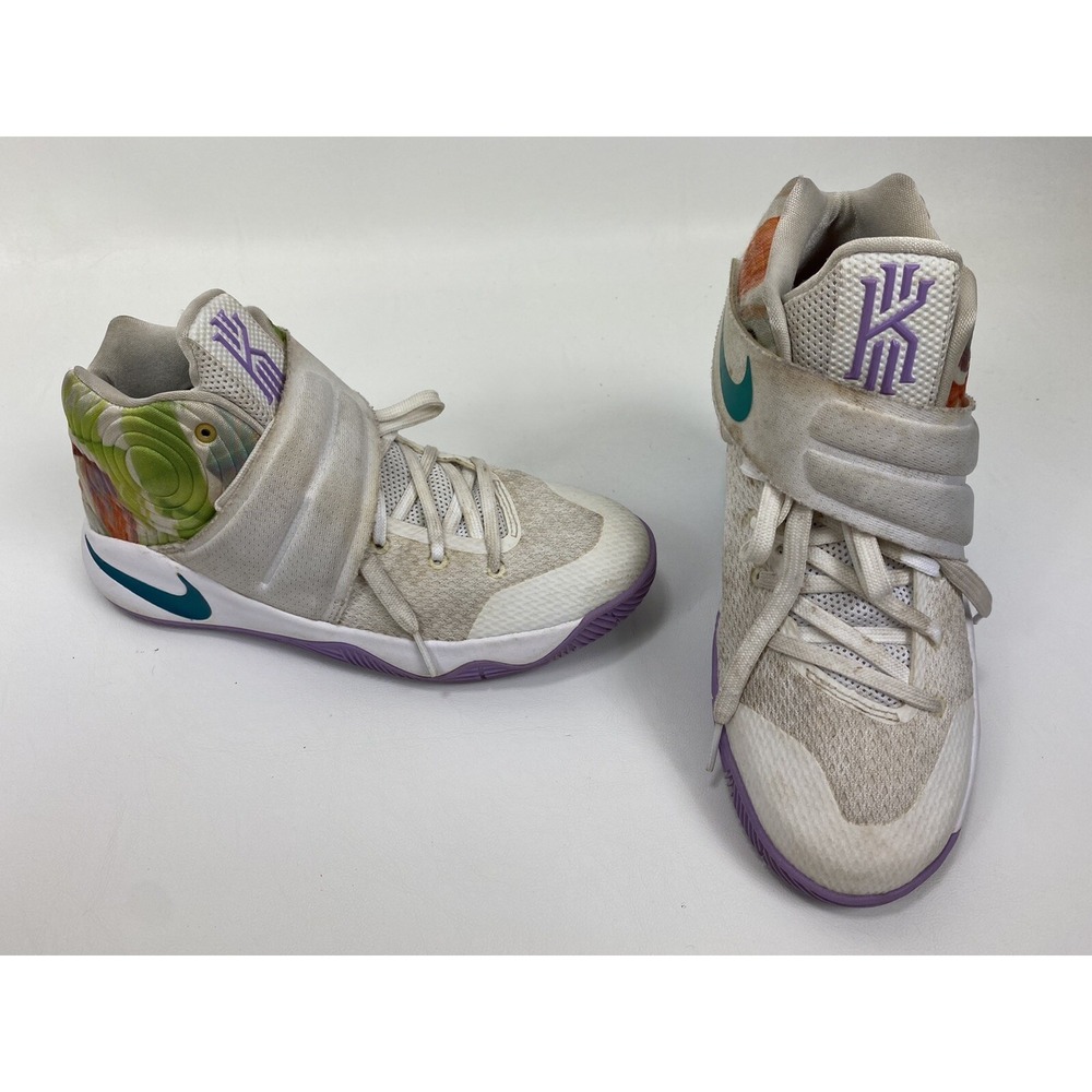 Nike Kyrie 2 GS Easter 826673–105 White Jade Lilac Sneakers Shoe 6Y Women's‎ 7.5